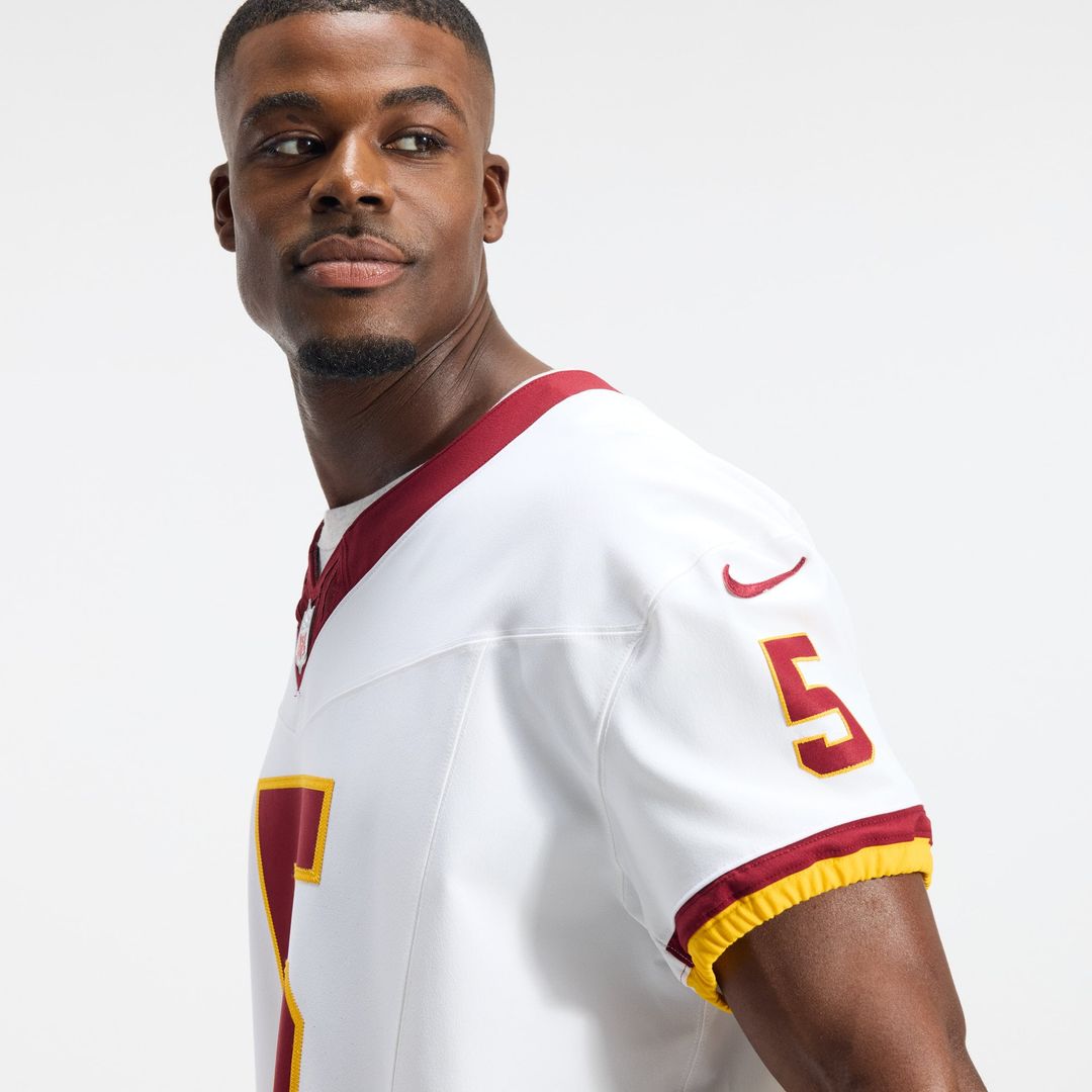 Washington Commanders Jayden Daniels White Alternate 2 Super Bowl Era Vapor F.U.S.E. Elite Jersey product image 8, provided