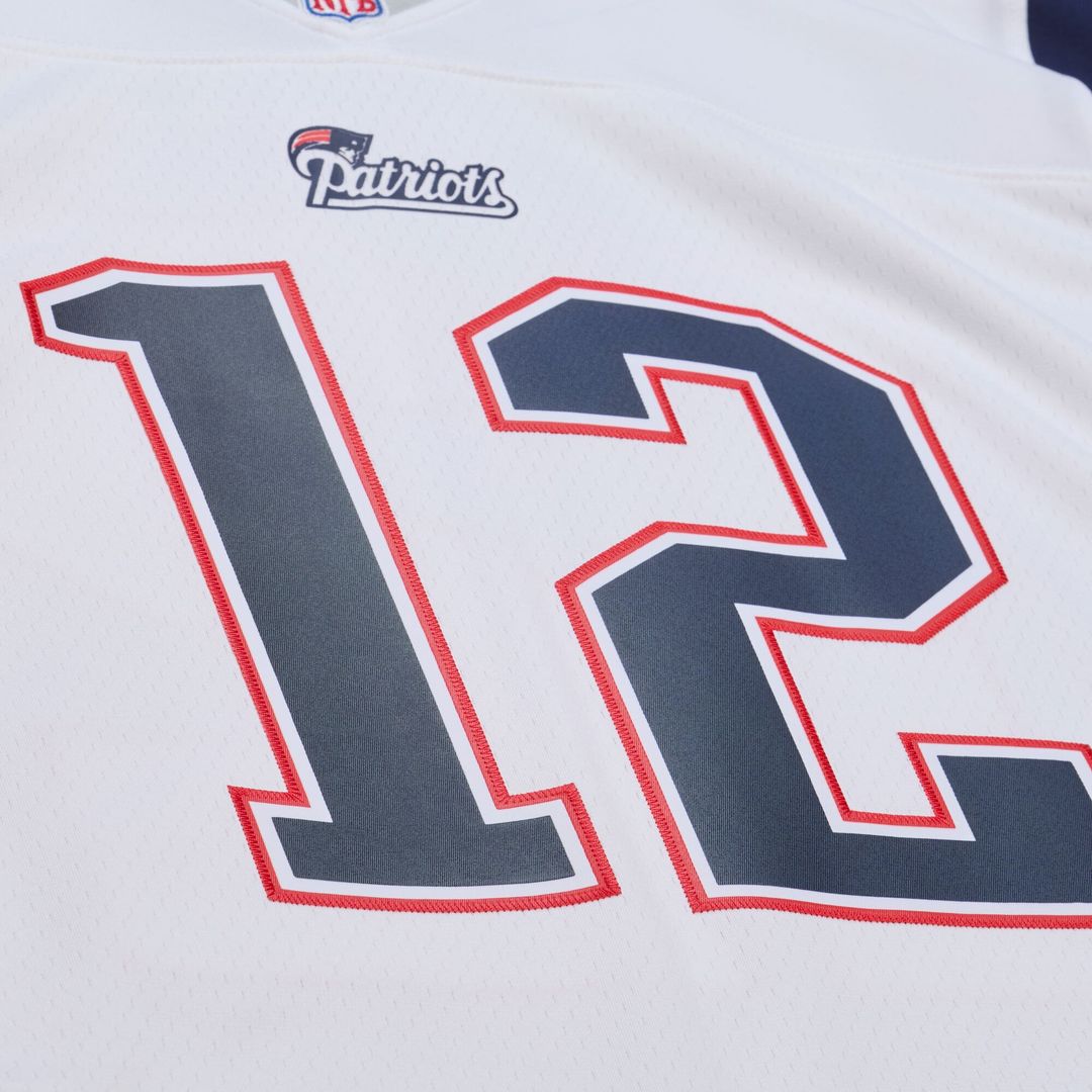New England Patriots Tom Brady White 2000 Legacy Replica Jersey product image 4, provided for visual reference and product