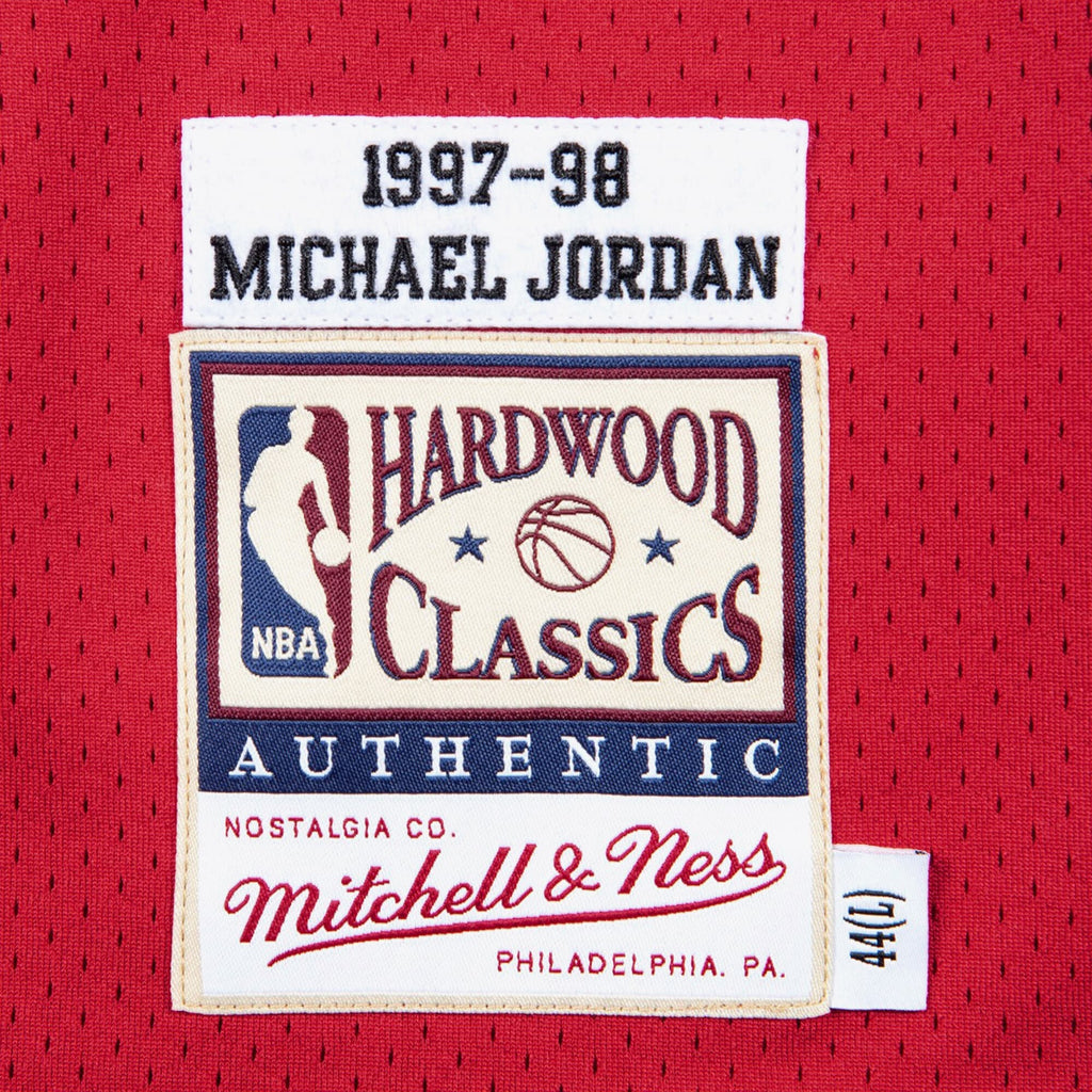 Chicago Bulls Mitchell & Ness Authentic Jersey Road Finals product image 9