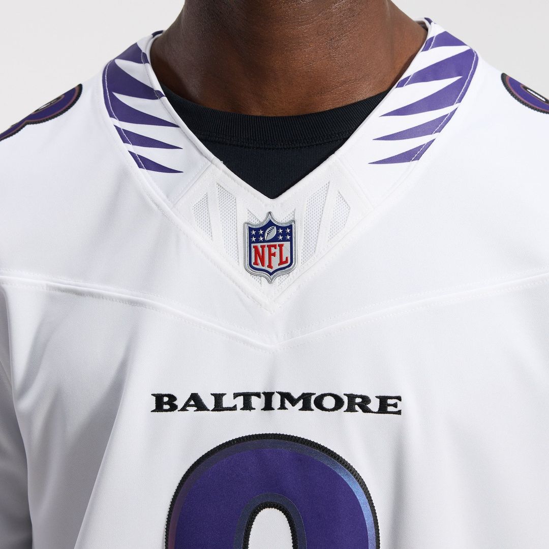 Baltimore Ravens Lamar Jackson White Vapor F.U.S.E. Stitched Limited Jersey product image 9, provided for visual reference