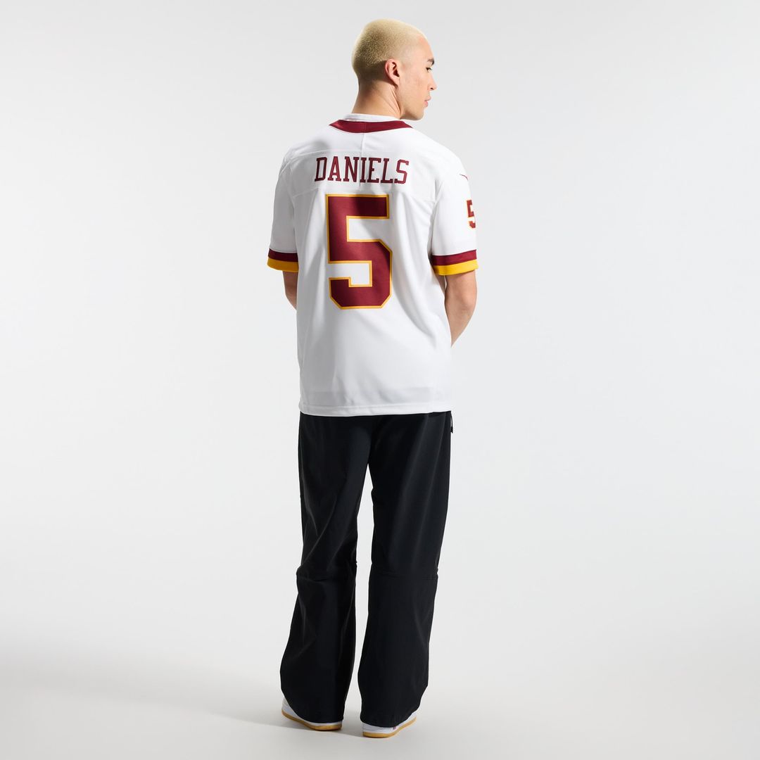 Washington Commanders Jayden Daniels Burgundy Team Vapor F.U.S.E. Stitched Limited Jersey product image 19, provided for