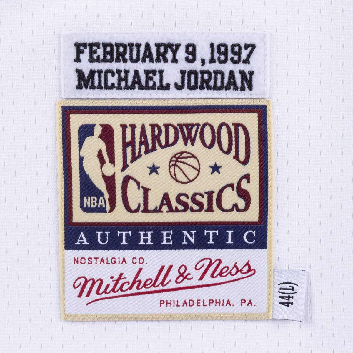 Michael Jordan Chicago Bulls 1995-96 Authentic Jersey product image 13, provided for visual reference and product detail
