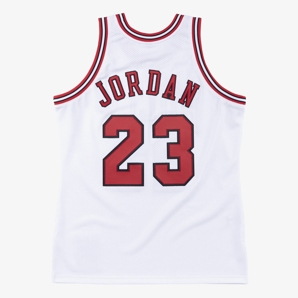Michael Jordan Chicago Bulls 1987-88 Authentic Jersey product image 12, provided for visual reference and product detail