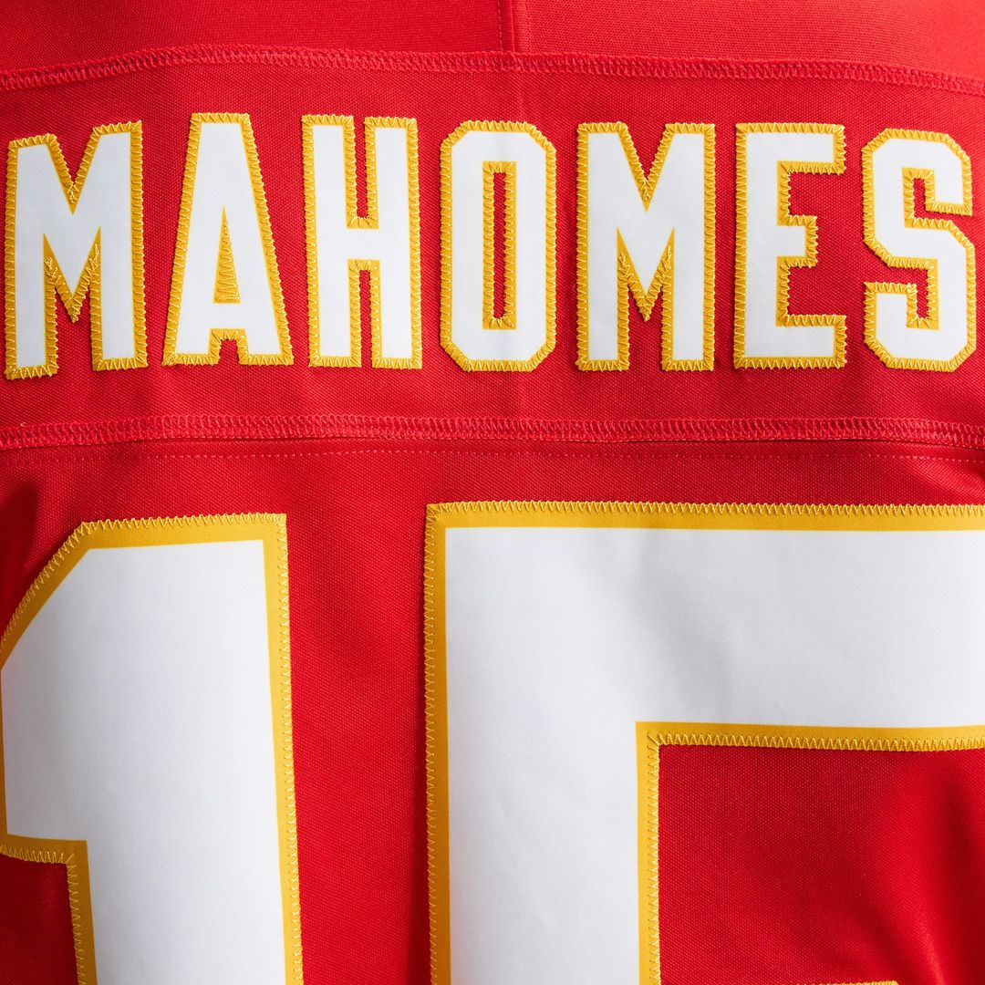 Kansas City Chiefs Patrick Mahomes White Vapor F.U.S.E. Stitched Limited Jersey product image 17, provided for visual