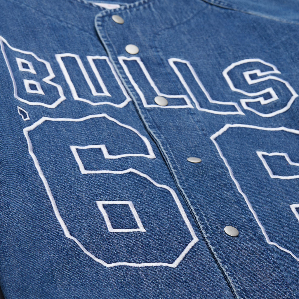 Chicago Bulls Mitchell & Ness Summer Breeze Baseball Jersey product image 5