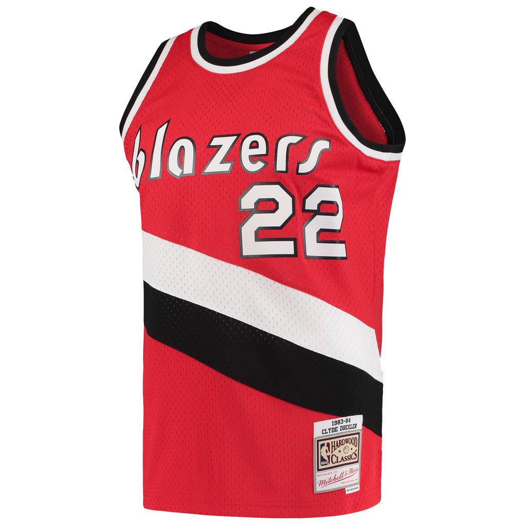 Portland Trail Blazers Clyde Drexler Mitchell & Ness Red 1983/84 Hardwood Classics Swingman Jersey for Men product image 3,