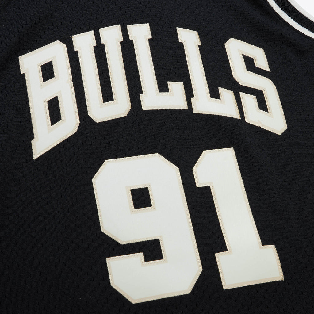 Chicago Bulls Mitchell & Ness Off Court Swingman Jersey product image 4