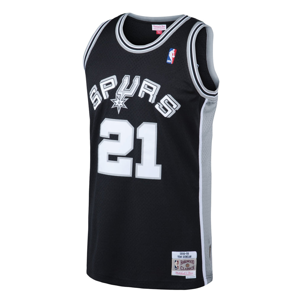 San Antonio Spurs Tim Duncan Mitchell & Ness Black 1998/99 Hardwood Classics Swingman Jersey for Men product image 3,