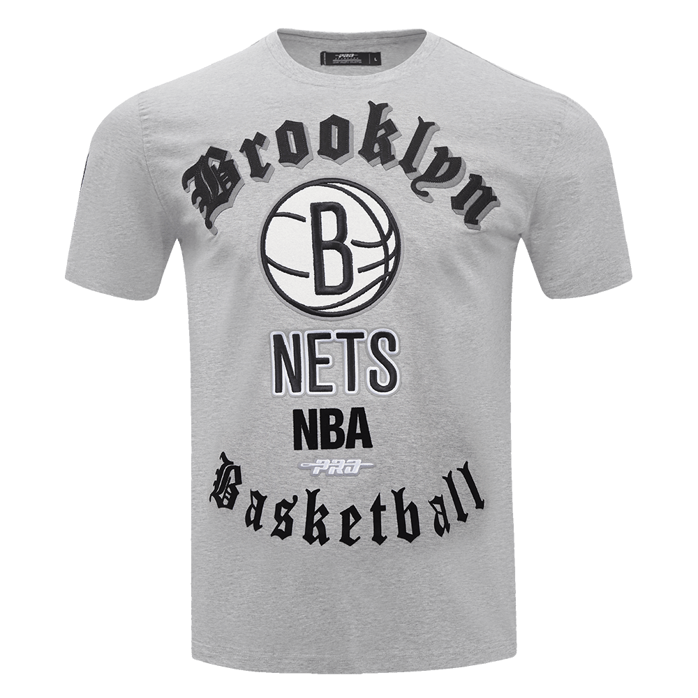 NBA BROOKLYN NETS OLD ENGLISH Men T-Shirt (HEATHER GREY) product image 1, provided for visual reference and product detail