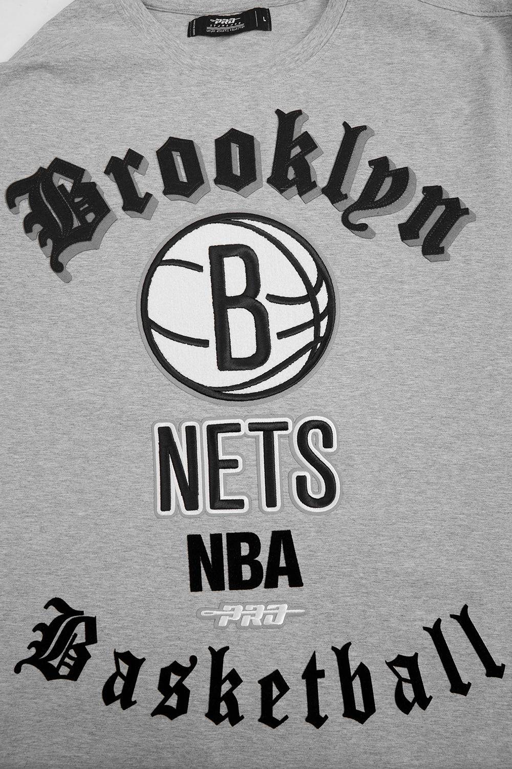 NBA BROOKLYN NETS OLD ENGLISH Men T-Shirt (HEATHER GREY) product image 5, provided for visual reference and product detail