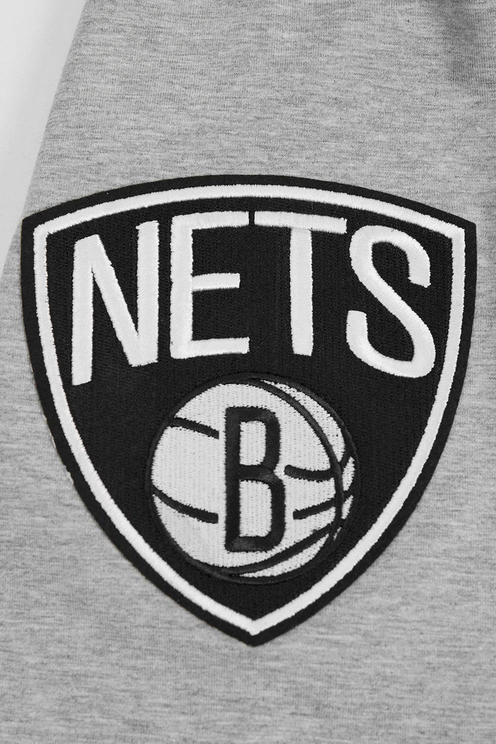 NBA BROOKLYN NETS OLD ENGLISH Men T-Shirt (HEATHER GREY) product image 6, provided for visual reference and product detail