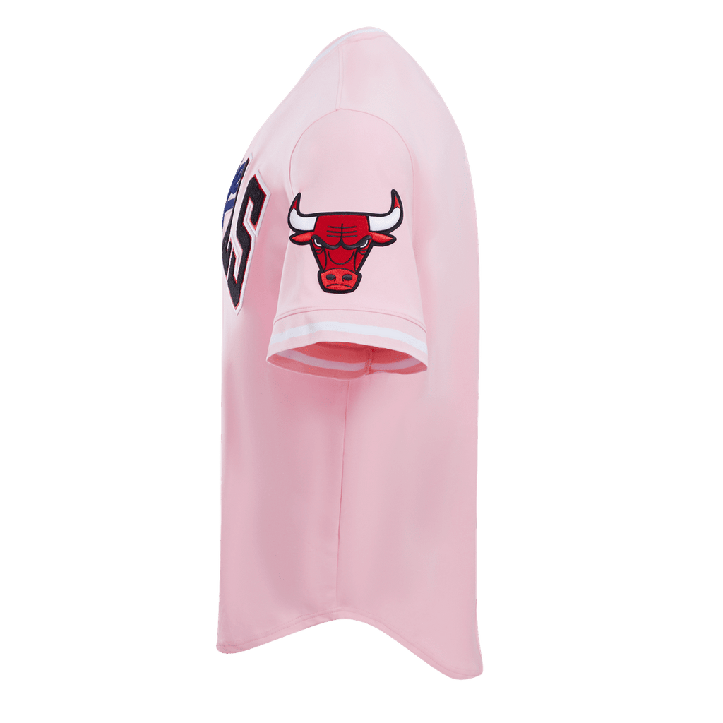 NBA CHICAGO BULLS CLASSIC CHENILLE Men T-Shirt (PINK) product image 3, provided for visual reference and product detail