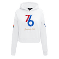 NBA PHILADELPHIA 76ERS CITY EDITION 24-25 Women FLEECE CROPPED PULLOVER HOODIE (WHITE) product image 1, provided for visual