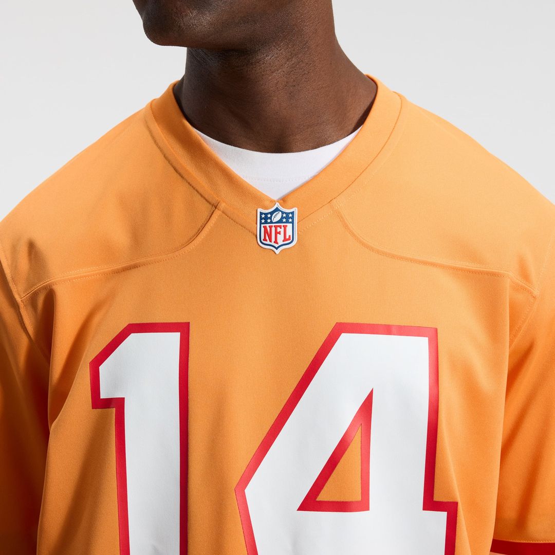 Tampa Bay Buccaneers Chris Godwin Jr. Red Game Player Jersey product image 27, provided for visual reference and product