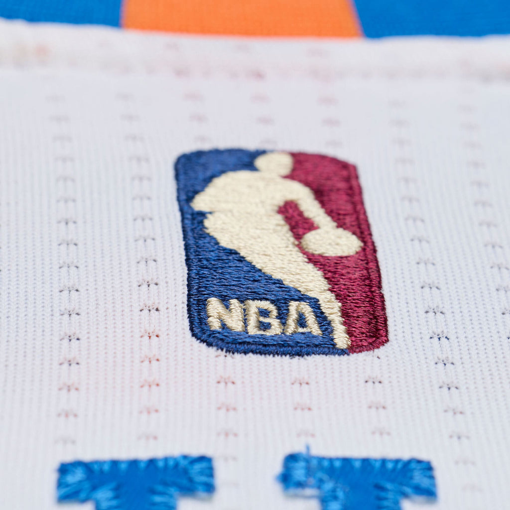 Men's Mitchell & Ness Carmelo Anthony White New York Knicks product image 7
