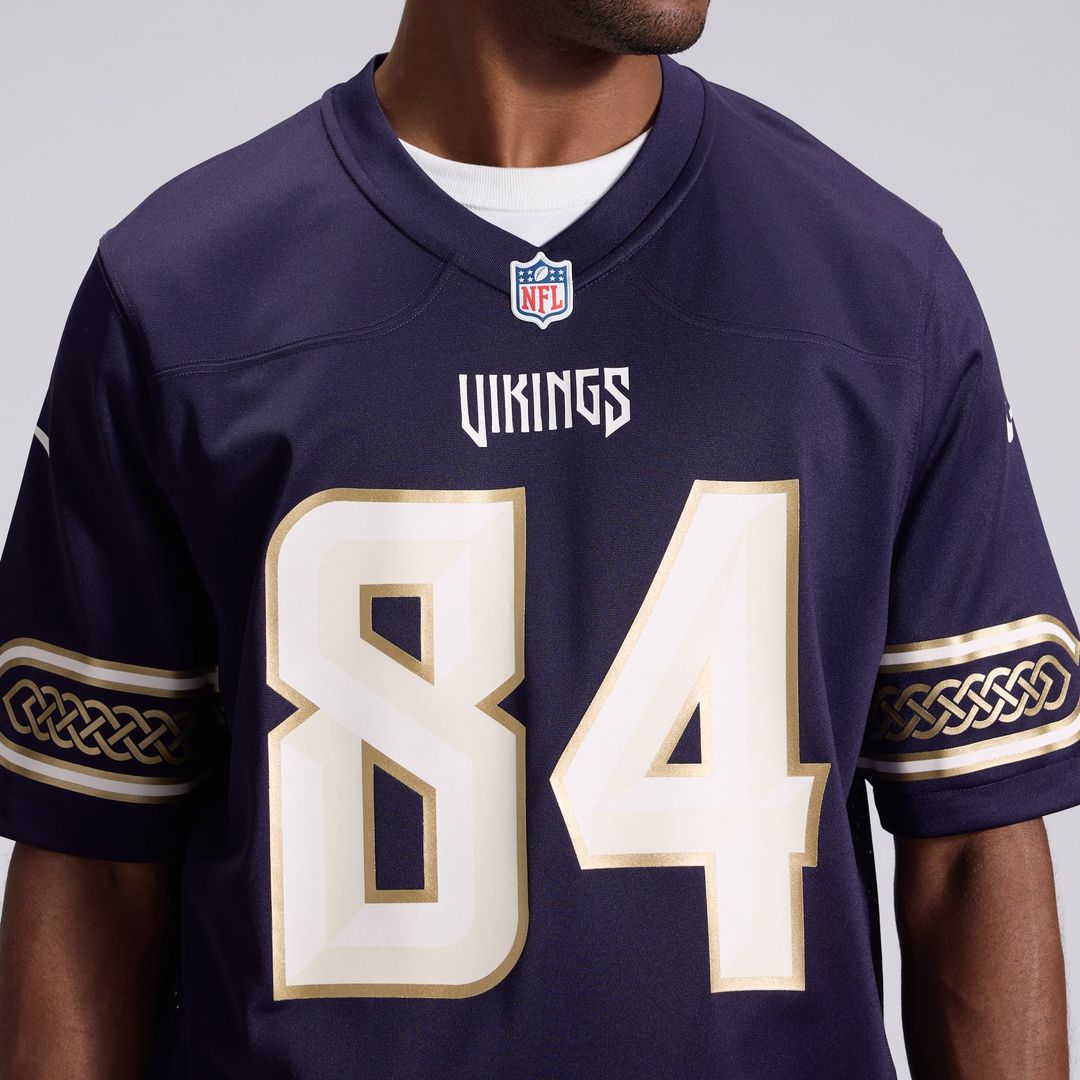 Minnesota Vikings Randy Moss Purple 2026 Rivalries Collection Game Jersey product image 8, provided for visual reference and