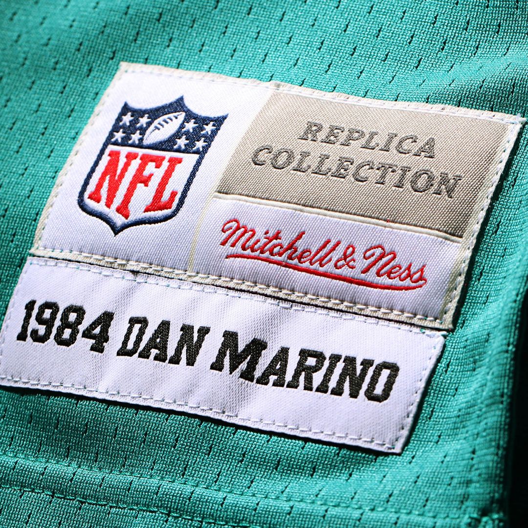 Miami Dolphins Dan Marino Aqua Big & Tall 1984 Retired Player Replica Jersey product image 12, provided for visual reference