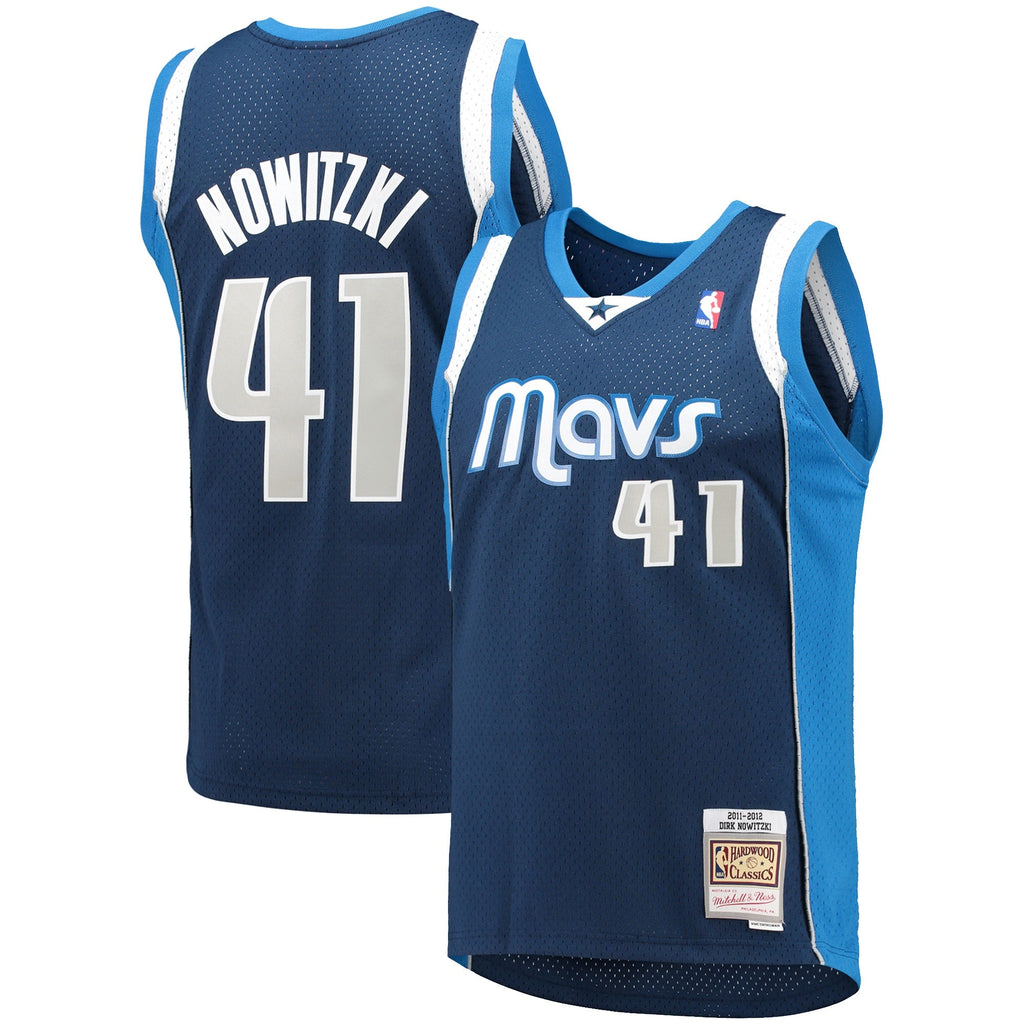 Men's Mitchell & Ness Dirk Nowitzki Navy Dallas Mavericks product image 2