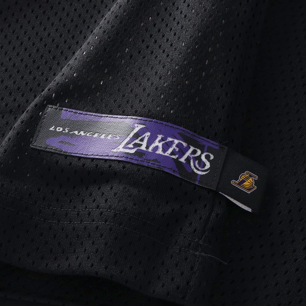 Los Angeles Lakers Nike Courtside Football Jersey - Black product image 7