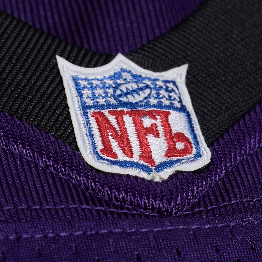 Baltimore Ravens Ray Lewis Purple 1996 Authentic Throwback Jersey product image 4, provided for visual reference and product