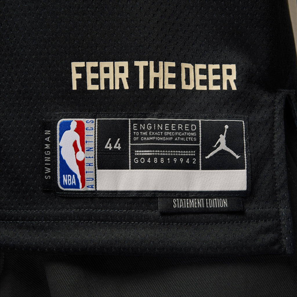 Milwaukee Bucks NBA Statement Swingman Jersey - Giannis product image 6