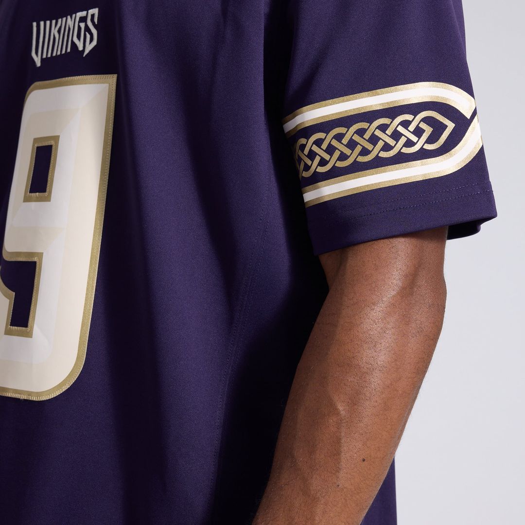 Minnesota Vikings J.J. McCarthy Purple 2026 Rivalries Collection Stitched Limited Jersey product image 12, provided for