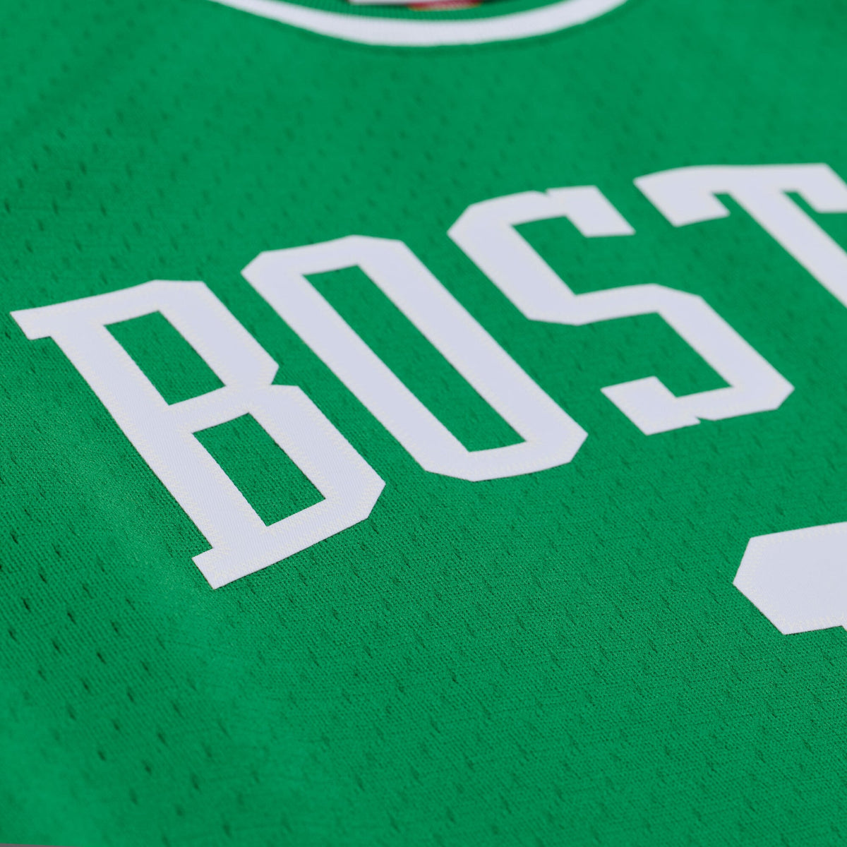 Boston Celtics Chuck Cooper Mitchell & Ness Kelly Green 1950-51 Pioneers Swingman Jersey for Men product image 5, provided
