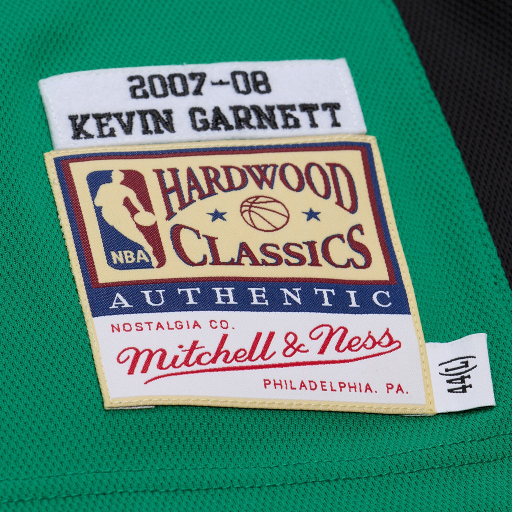 Boston Celtics Kevin Garnett Mitchell & Ness Kelly Green 2007-08 Hardwood Classics Authentic Jersey for Men product image 4,