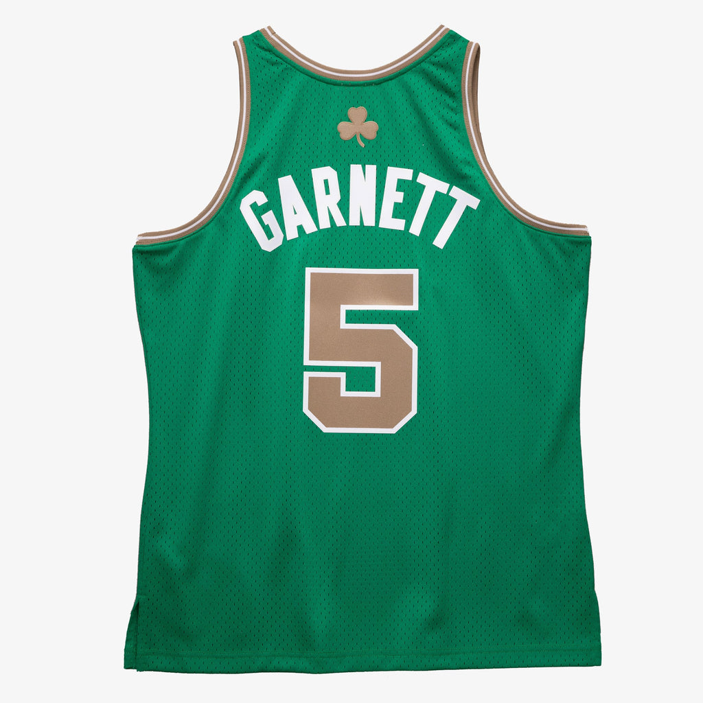 Boston Celtics Kevin Garnett Mitchell & Ness Kelly Green 2007-08 Hardwood Classics Swingman Jersey for Men product image 3,